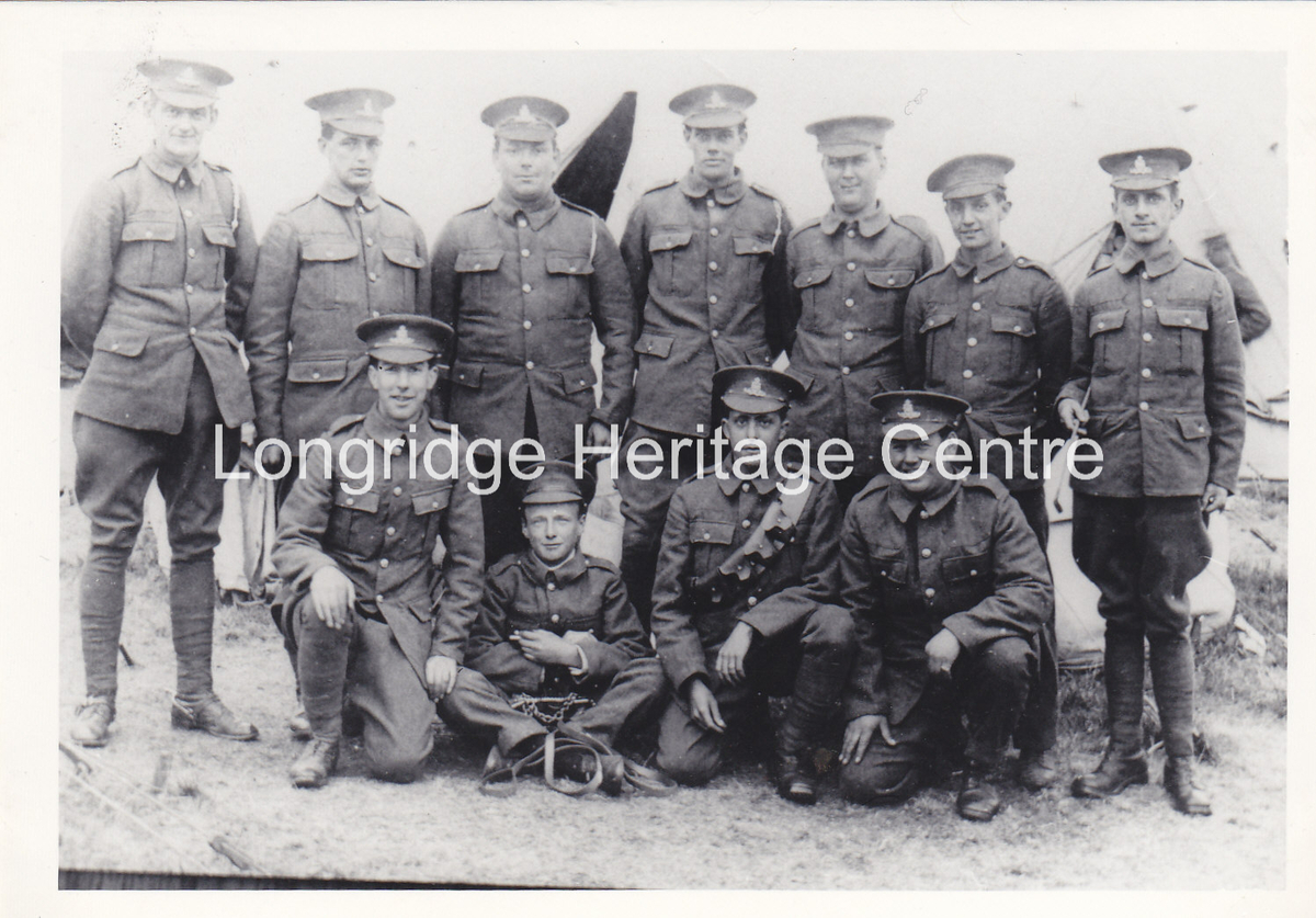 168A - Soldiers - An unknown group of gunners - Unknown